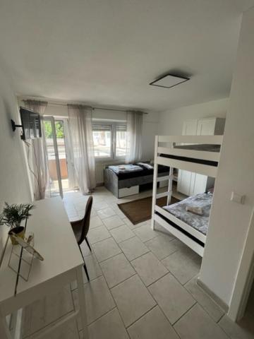 Homestay Monteurapart Neu-Ulm